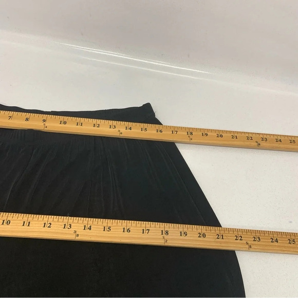 Ronni Nicole Pants Woman 1X Black Slinky Knit Pull On Straight Leg Stretch - Picture 8 of 11